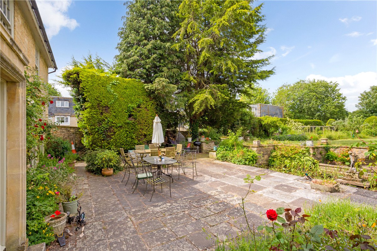 4 bedroom House, Castle Street, Calne, SN11 - Available, Image 19