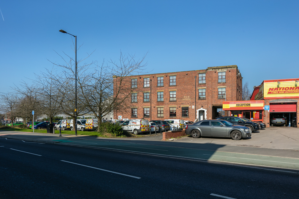 12282 Sq Ft, Wallgate, Wigan, WN3 - Available, Image 5