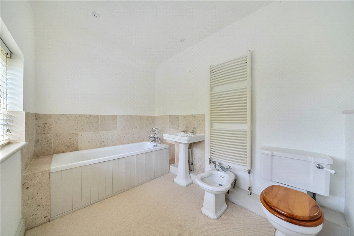 5 bedroom House, Calstone, Calne, SN11 - Available, Image 14