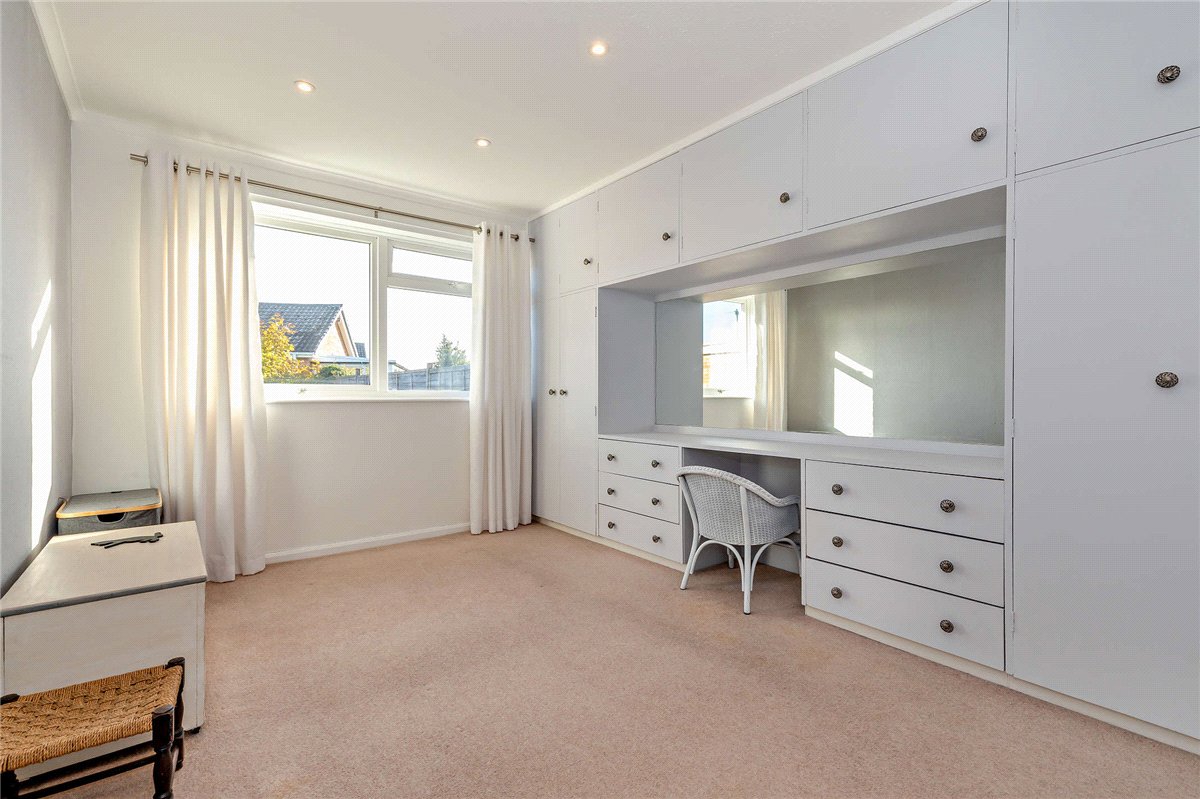 2 bedroom Bungalow, Beckwith Road, Harrogate, HG2 - Available, Image 8