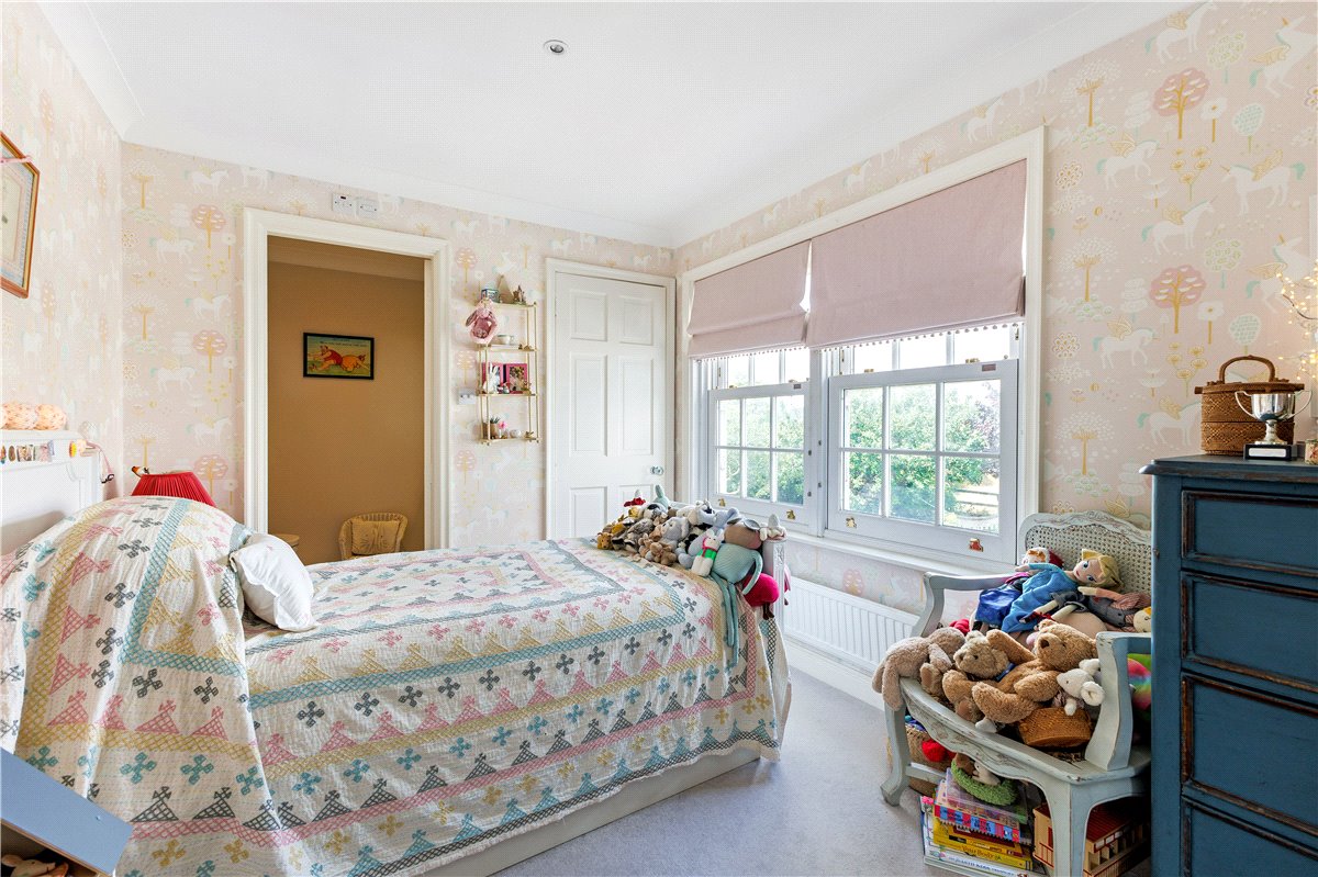 5 bedroom House, Honeystreet, Pewsey, SN9 - Available, Image 15