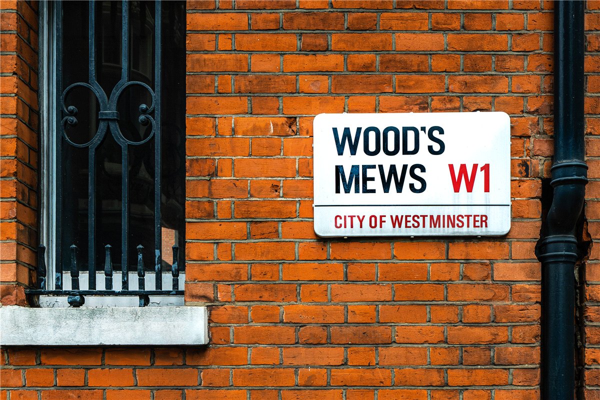 3 bedroom House, Woods Mews, Mayfair, W1K - Available, Image 1