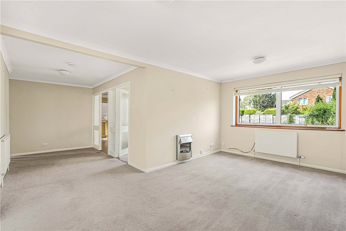 2 bedroom Bungalow, Lionel Close, Wendover, HP22 - Available, Image 3