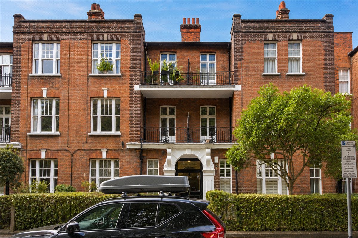 2 bedroom Flat, Bishops Park Road, London, SW6 - Available, Image 8