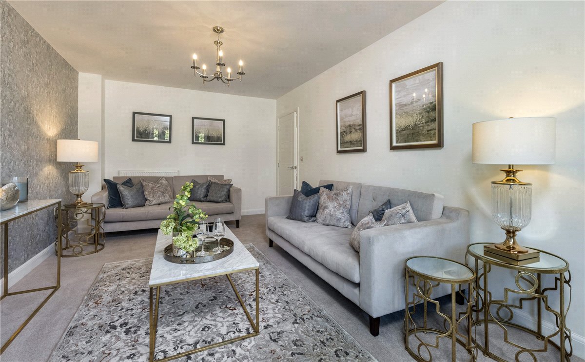 3 bedroom House, Princess Gardens, Bishops Green, RG20 - Available, Image 12