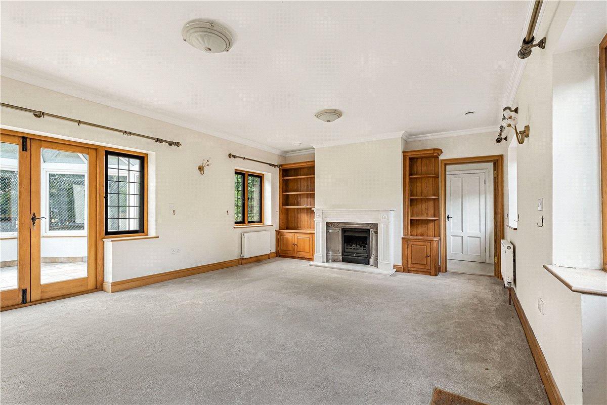 10 bedroom House, Frith Hill, South Heath, HP16 - Available, Image 28