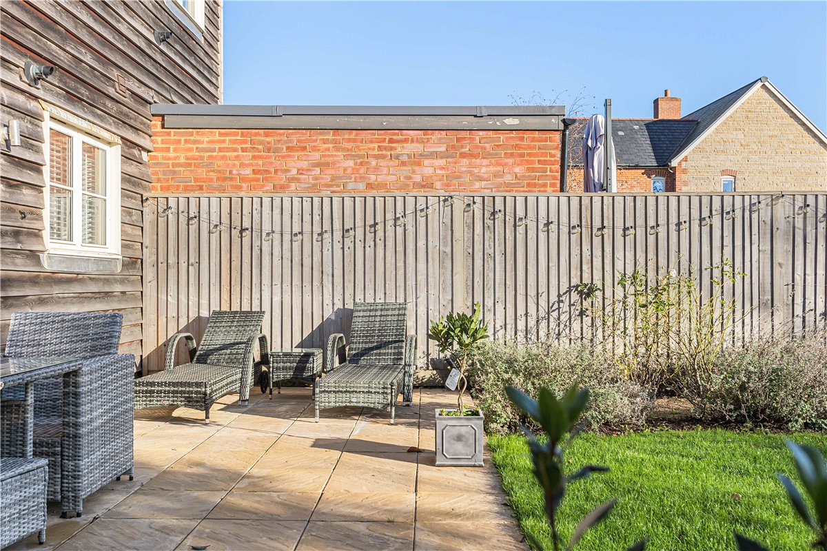 3 bedroom House, Couling Close, Yarnton, OX5 - Available, Image 3