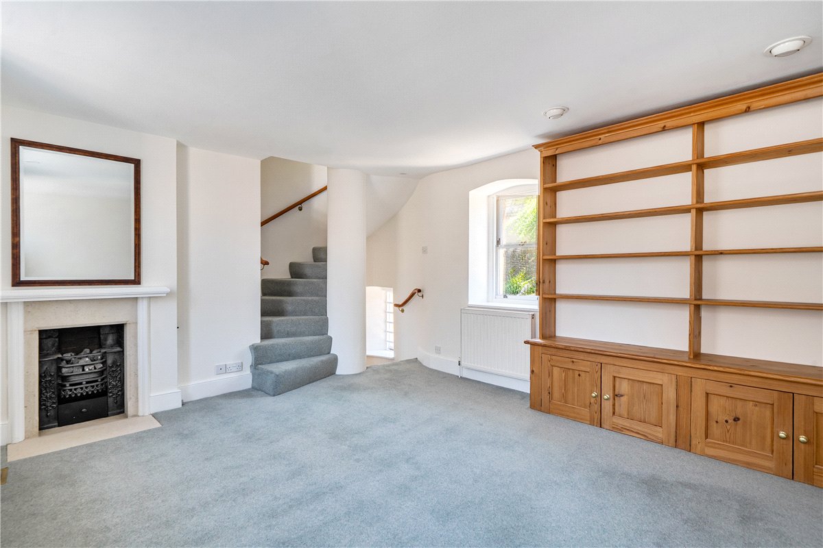 1 bedroom House, Prior Park Road, Bath, BA2 - Available, Image 3