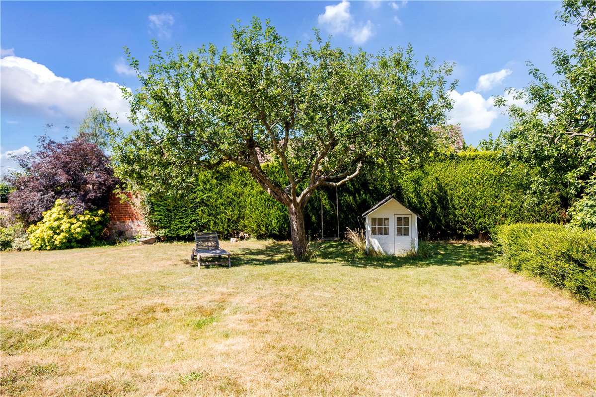 5 bedroom House, Honeystreet, Pewsey, SN9 - Available, Image 3