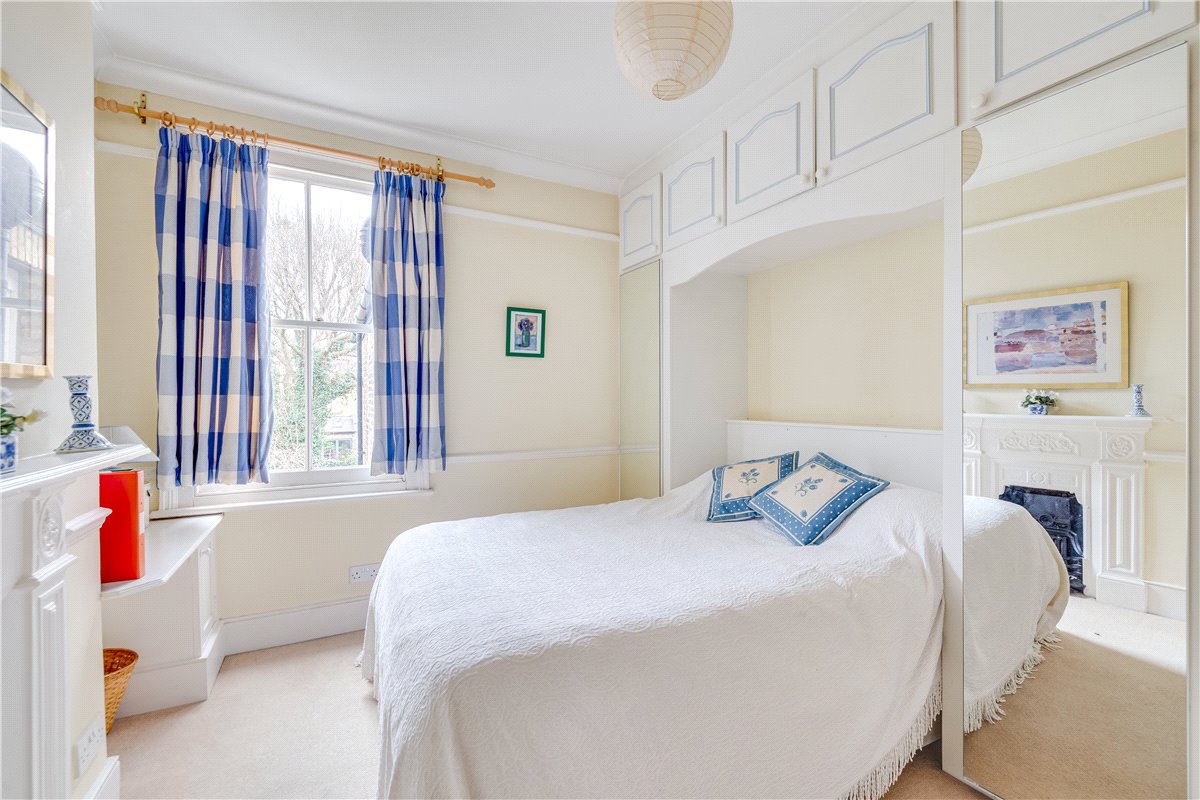 2 bedroom Flat, Queensmill Road, London, SW6 - Sold, Image 1
