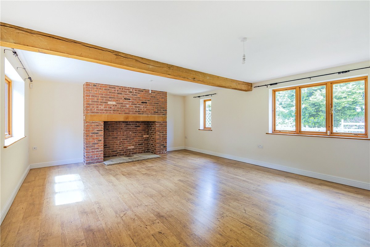 5 bedroom House, Salmon Lane, Kirkby-in-Ashfield, NG17 - Available, Image 1