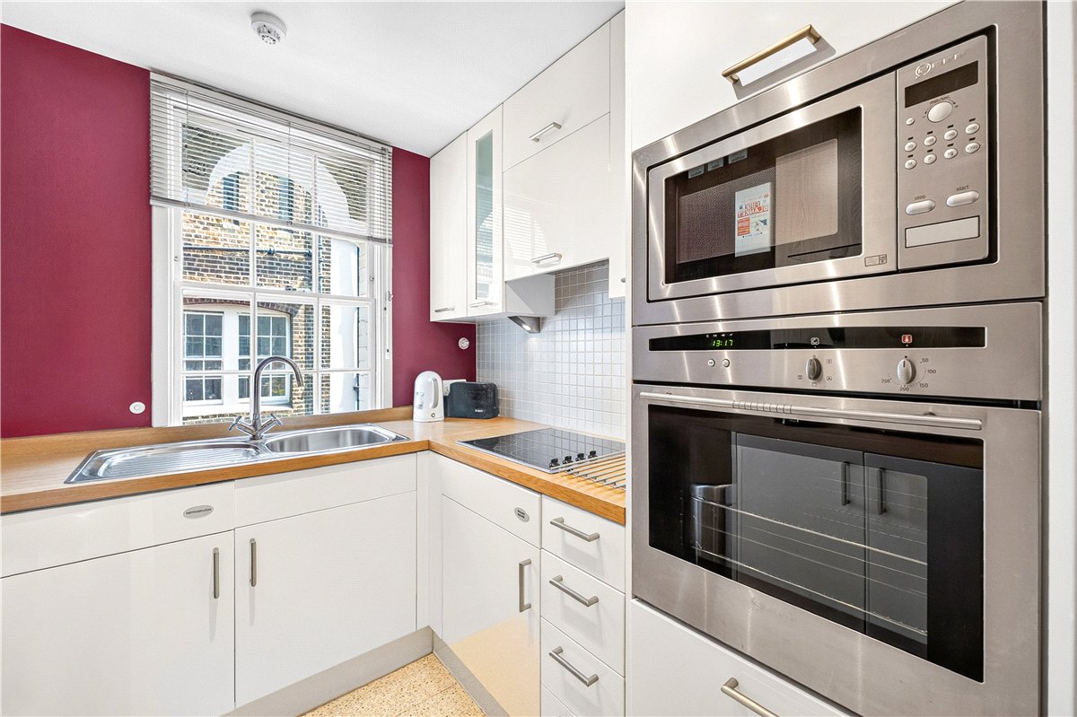 2 bedroom Flat, St Christopher's Place, London, W1U - Available, Image 1