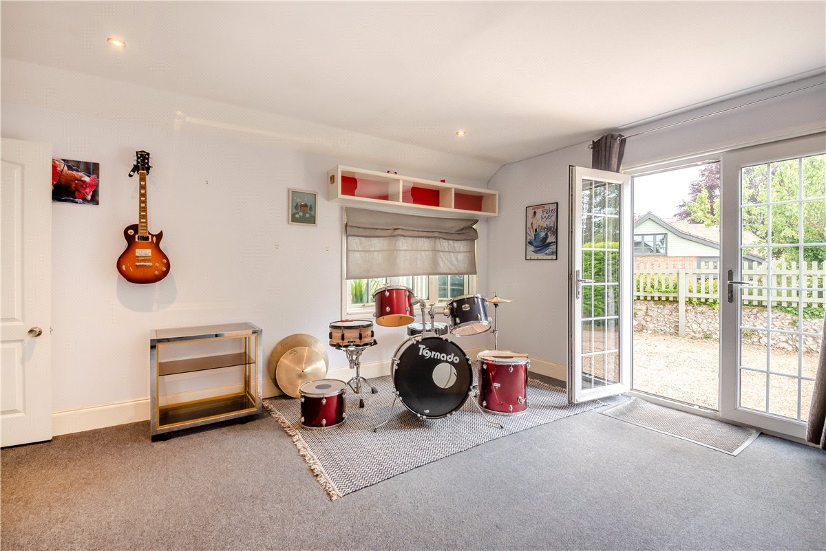 4 bedroom House, Main Road, Owslebury, SO21 - Sold STC, Image 4