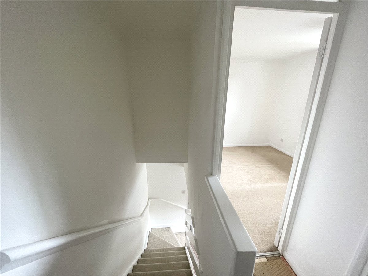 1 bedroom House, Rogers Meadow, Marlborough, SN8 - , Image 6