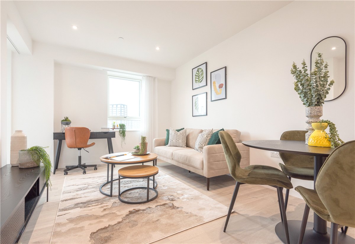 2 bedroom Flat, Heartwell Avenue, London, E16 - Let Agreed, Image 5