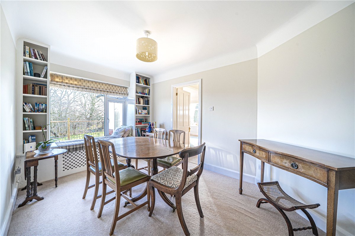 4 bedroom House, Stoke Charity Road, Kings Worthy, SO21 - Available, Image 4