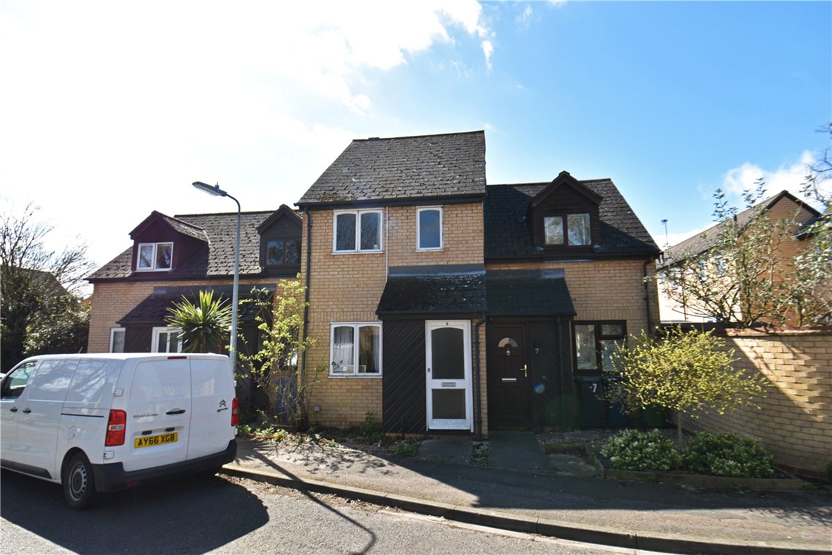 2 bedroom House, Primary Court, Chesterton, CB4 - 
