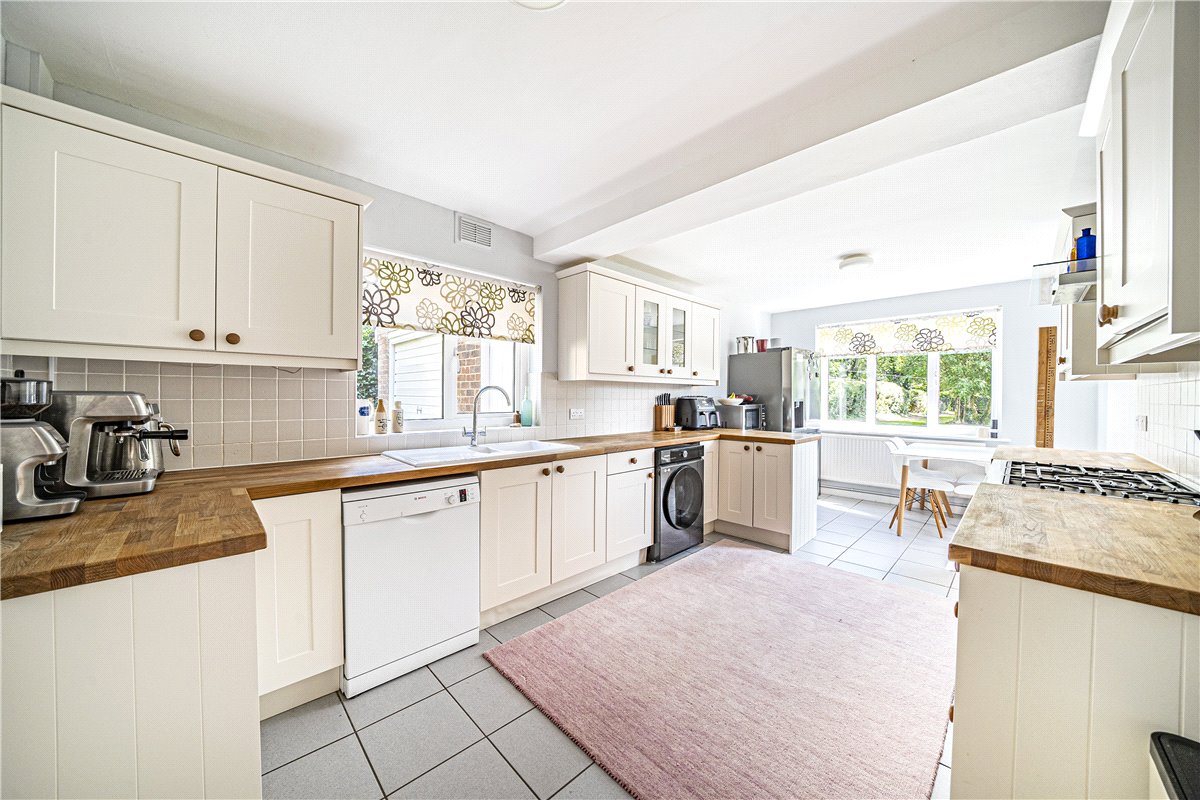 3 bedroom House, Burnett Close, Winchester, SO22 - Sold, Image 11