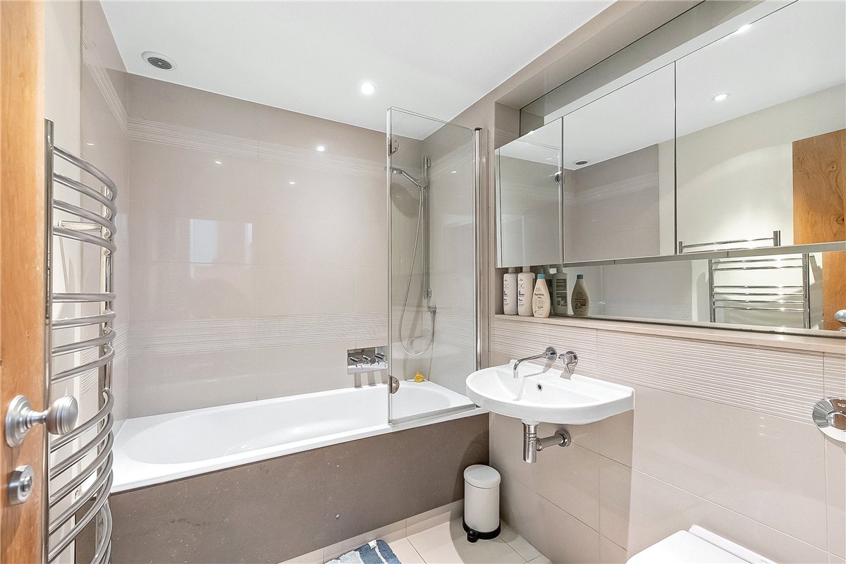 5 bedroom House, Wiseton Road, London, SW17 - Available, Image 16