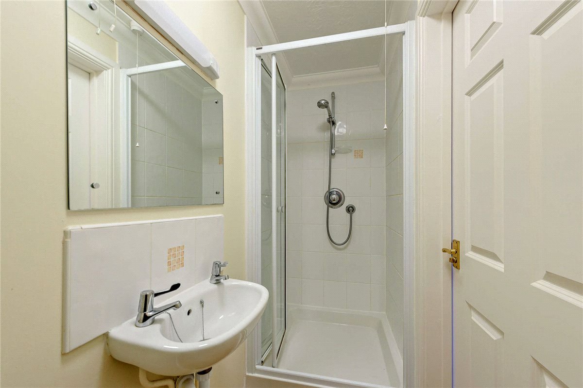 3 bedroom House, Hedge Row, Gore End Road, RG20 - Available, Image 8