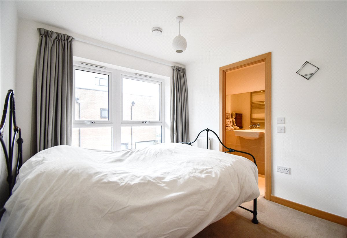 1 bedroom Flat, Flamsteed Close, Cambridge, CB1 - Available, Image 5