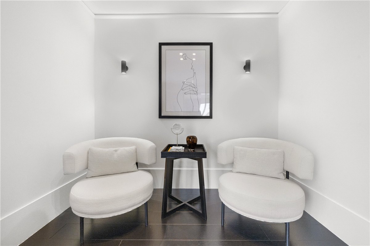 4 bedroom Maisonette, Kingston House South, Ennismore Gardens, SW7 - Under Offer, Image 13