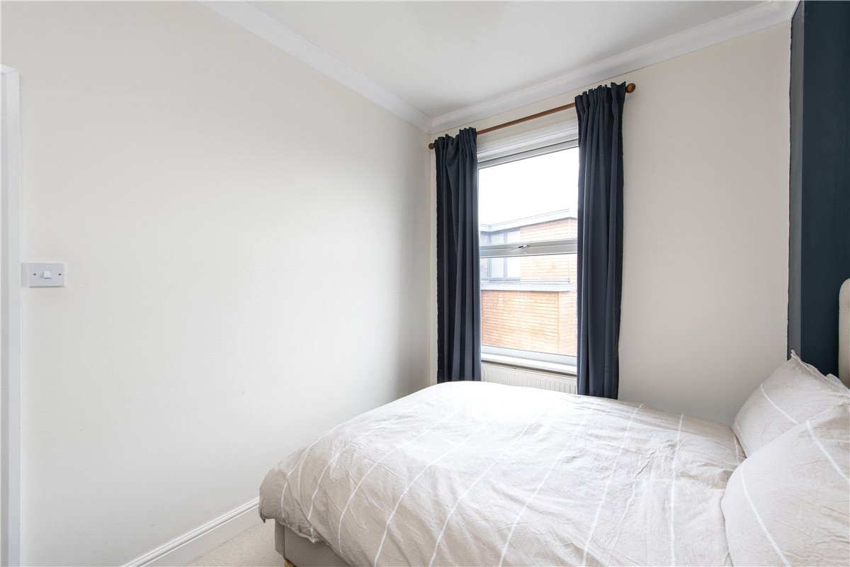 2 bedroom House, Lydden Grove, London, SW18 - Sold, Image 3