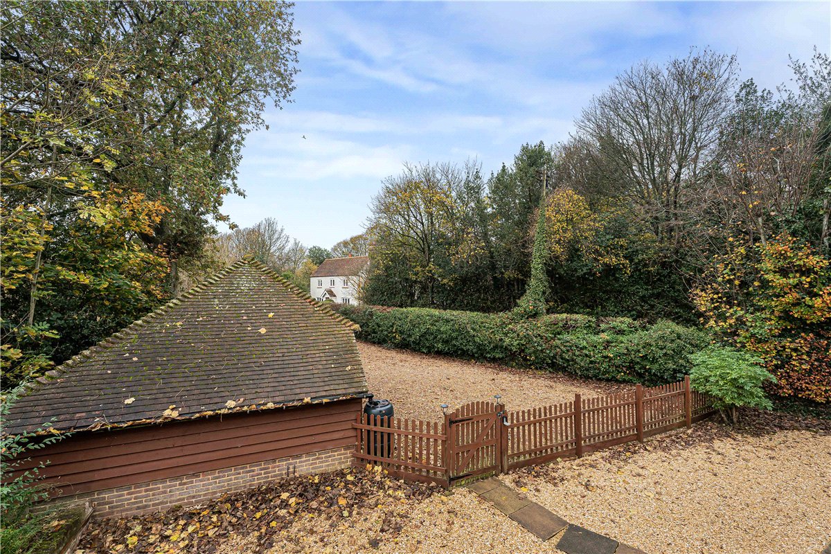 4 bedroom House, Frith Hill, South Heath, HP16 - Let Agreed, Image 5