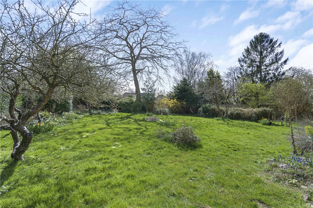 4 bedroom House, The Rise, Islip, OX5 - , Image 19