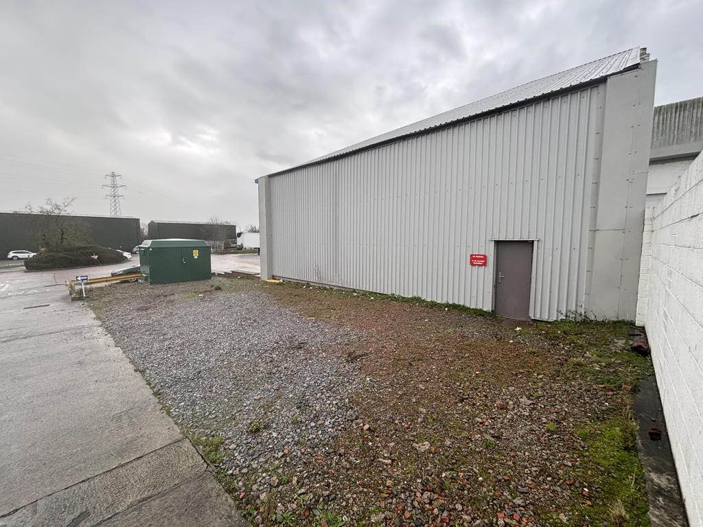 1907 Sq Ft, Walford Cross, Taunton, TA2 - Available, Image 2