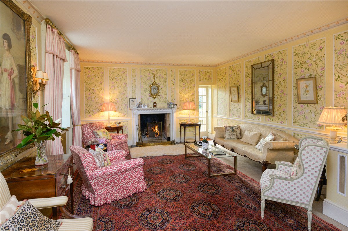 5 bedroom House, West Yatton, Yatton Keynell, SN14 - Available, Image 3