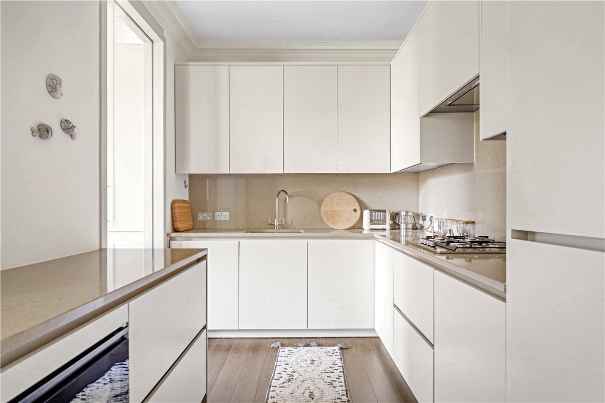 3 bedroom Flat, Addison Road, Holland Park, W14 - Available, Image 4