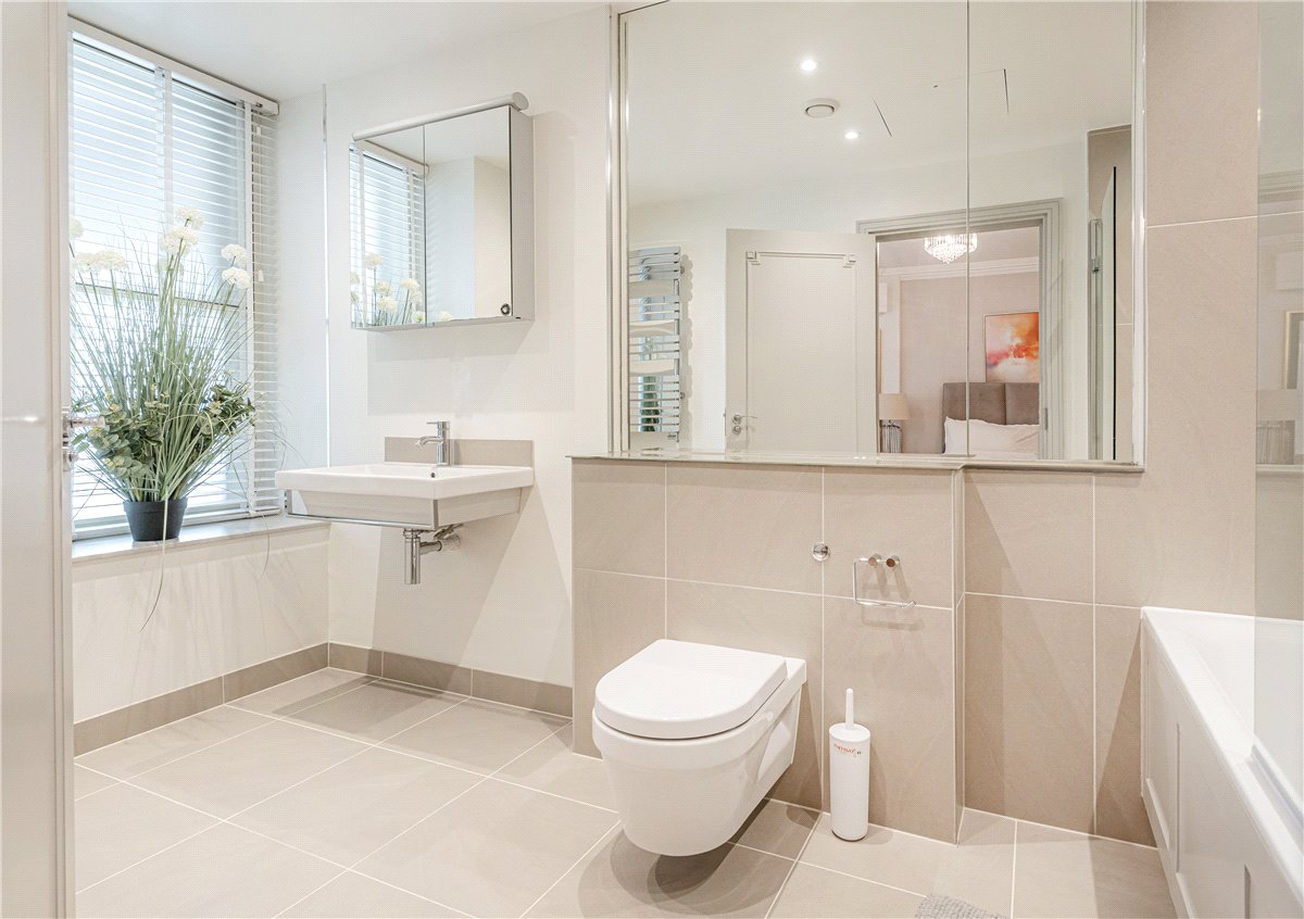 2 bedroom Flat, Park Street, Mayfair, W1K - Available, Image 13