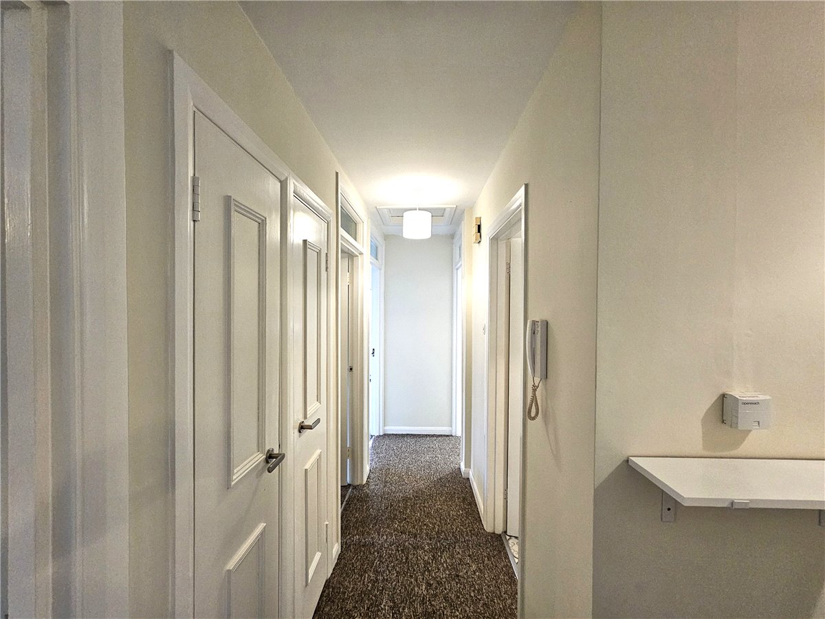 3 bedroom Flat, Caxton Court, Grove Street, BA2 - Let Agreed, Image 11