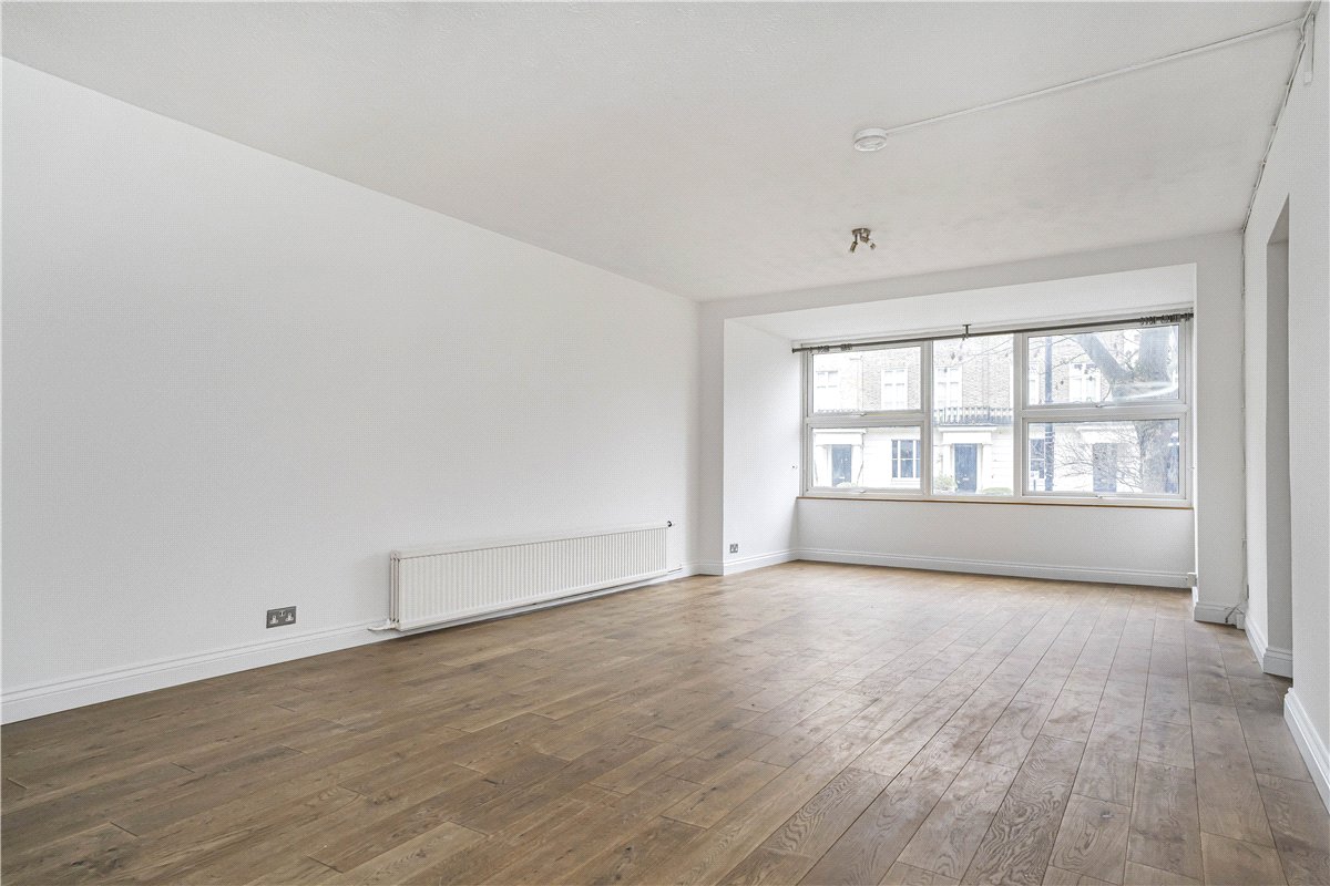 2 bedroom Flat, Gloucester Avenue, London, NW1 - Available