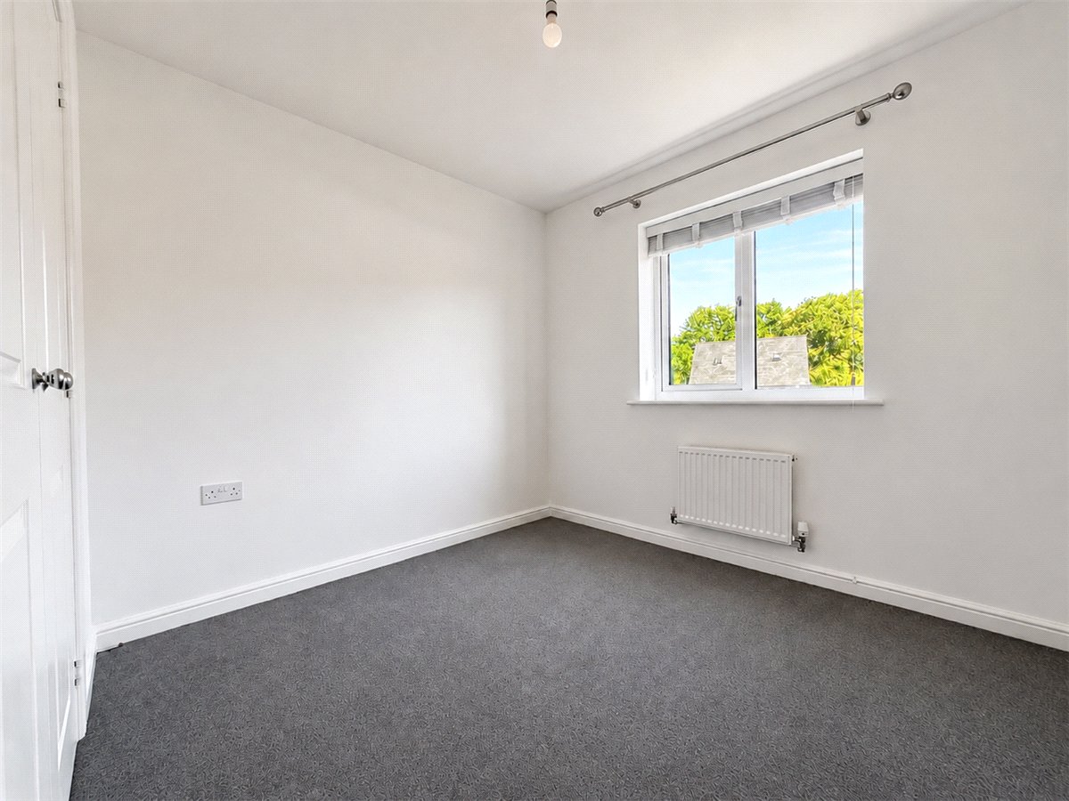 3 bedroom House, Stonyfield Road, Whiteley, PO15 - , Image 8
