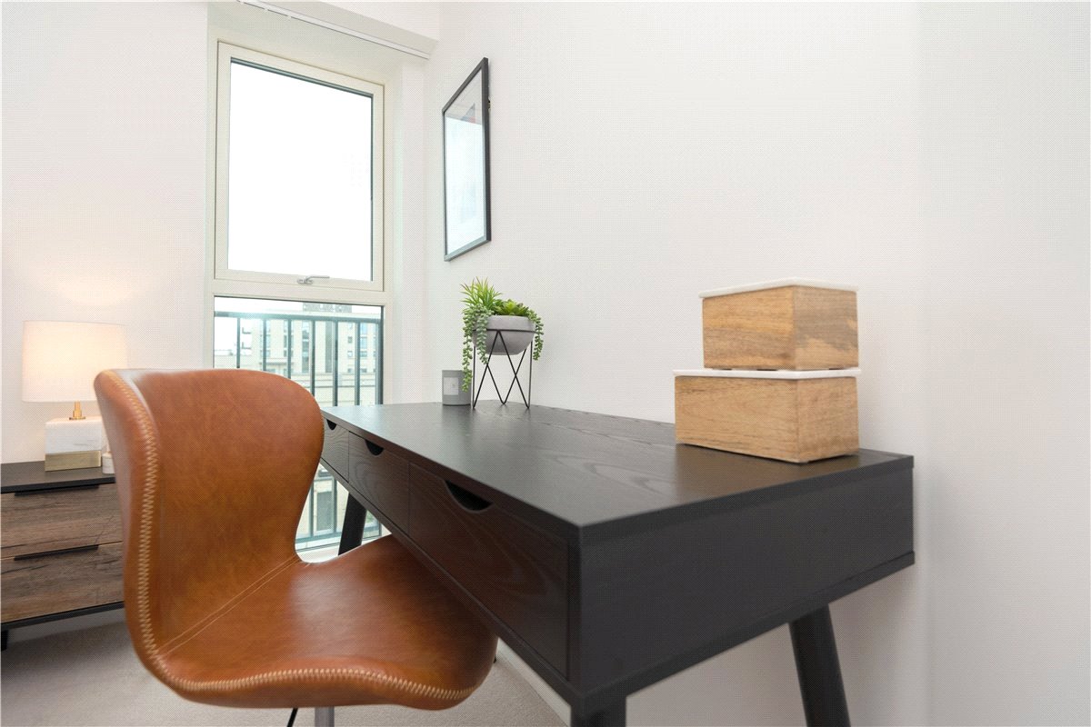 3 bedroom Flat, Heartwell Avenue, London, E16 - Let Agreed, Image 12