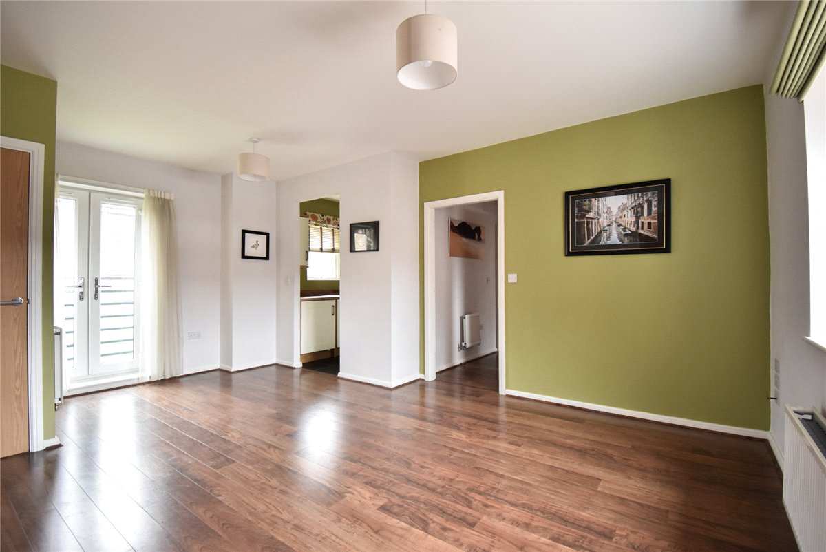 2 bedroom Flat, Burlton Road, Cambridge, CB3 - Available, Image 2