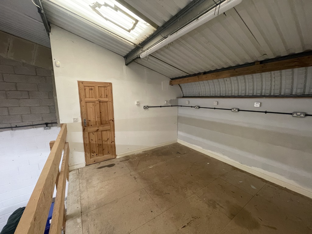 646 Sq Ft, 14 Ilton Business Park, Ilminster, TA19 - Available, Image 4