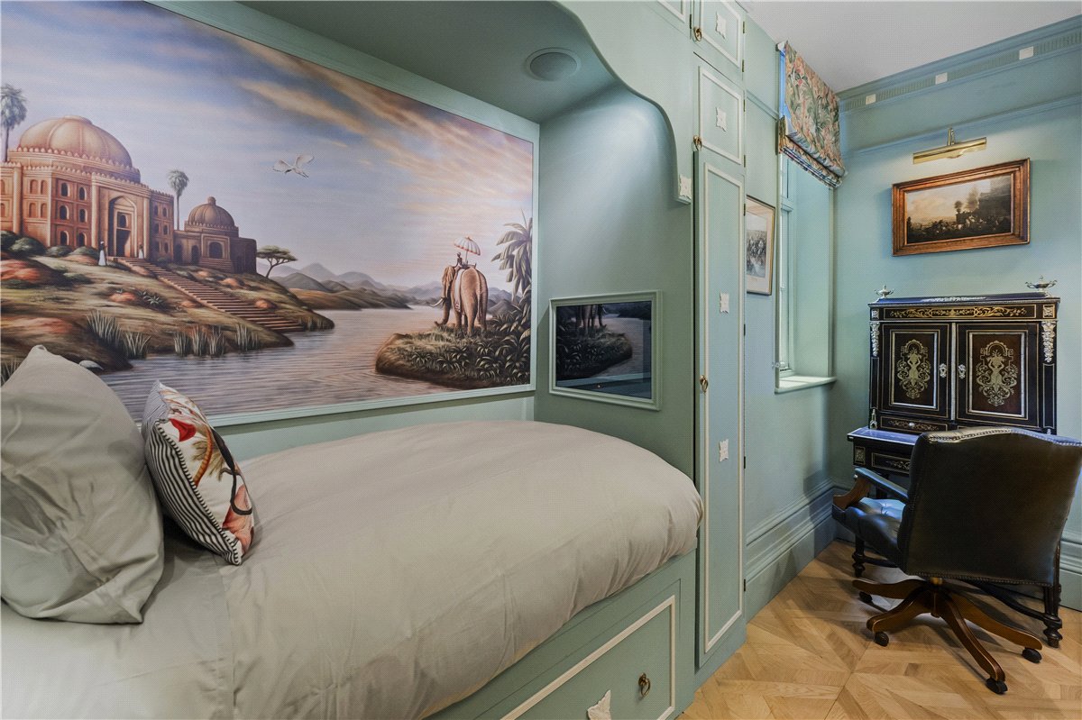2 bedroom Flat, Pembridge Square, Notting Hill Gate, W2 - Available, Image 13