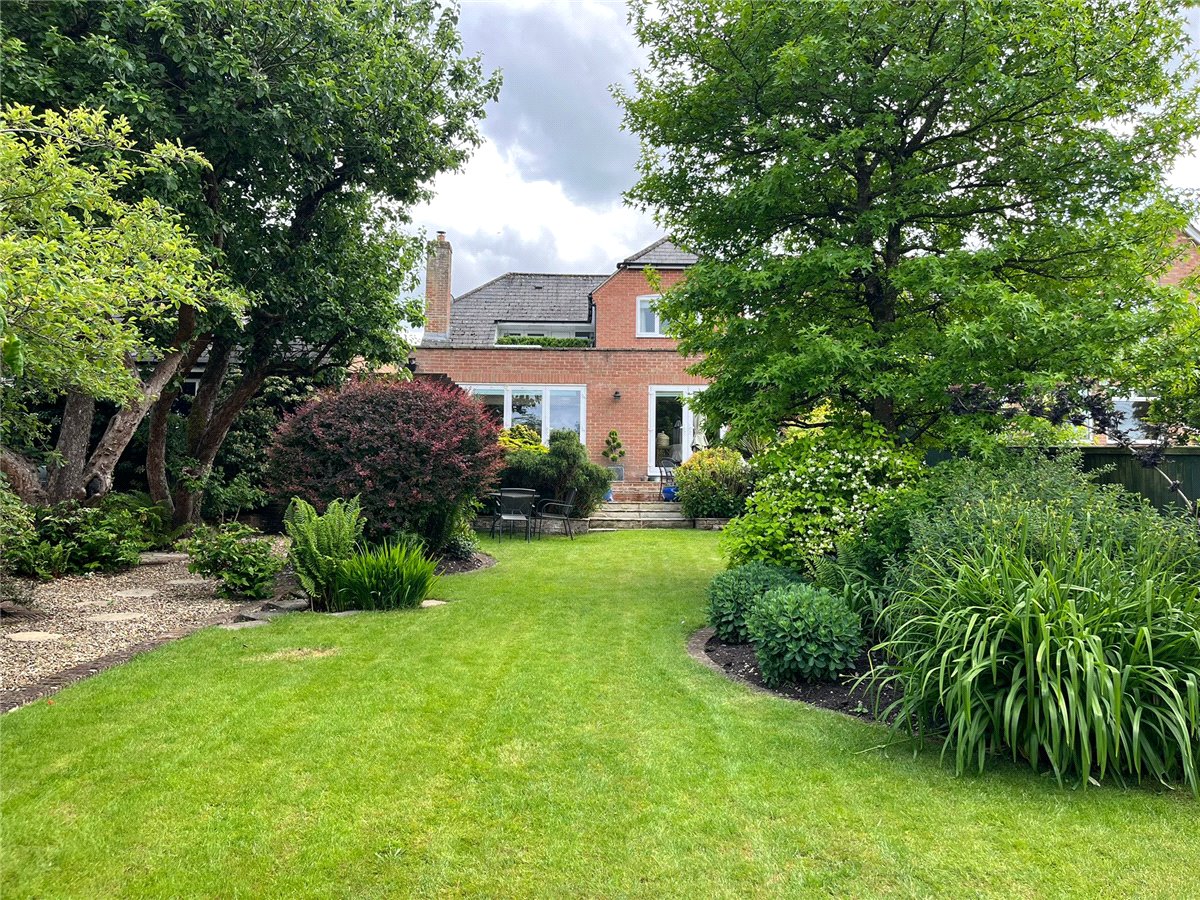 4 bedroom House, High Street, Manton, SN8 - Available, Image 6