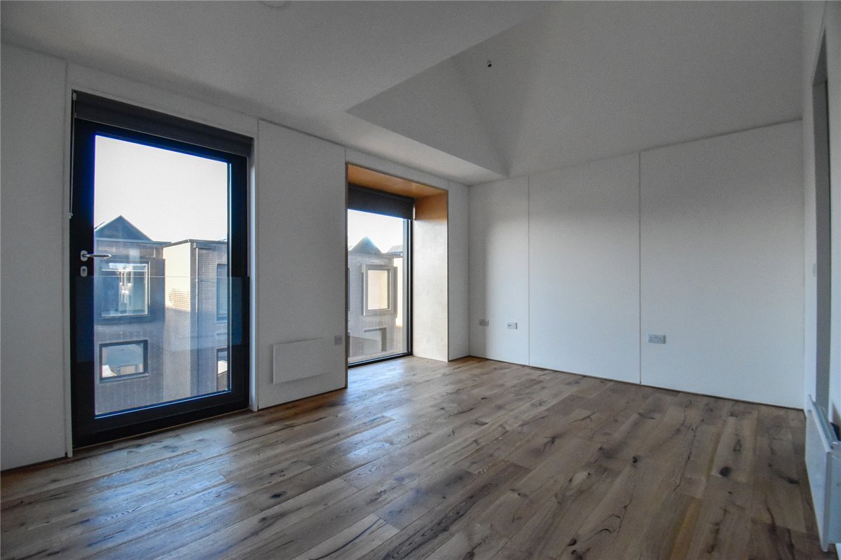 3 bedroom House, Lockhart Way, Northstowe, CB24 - Available, Image 1