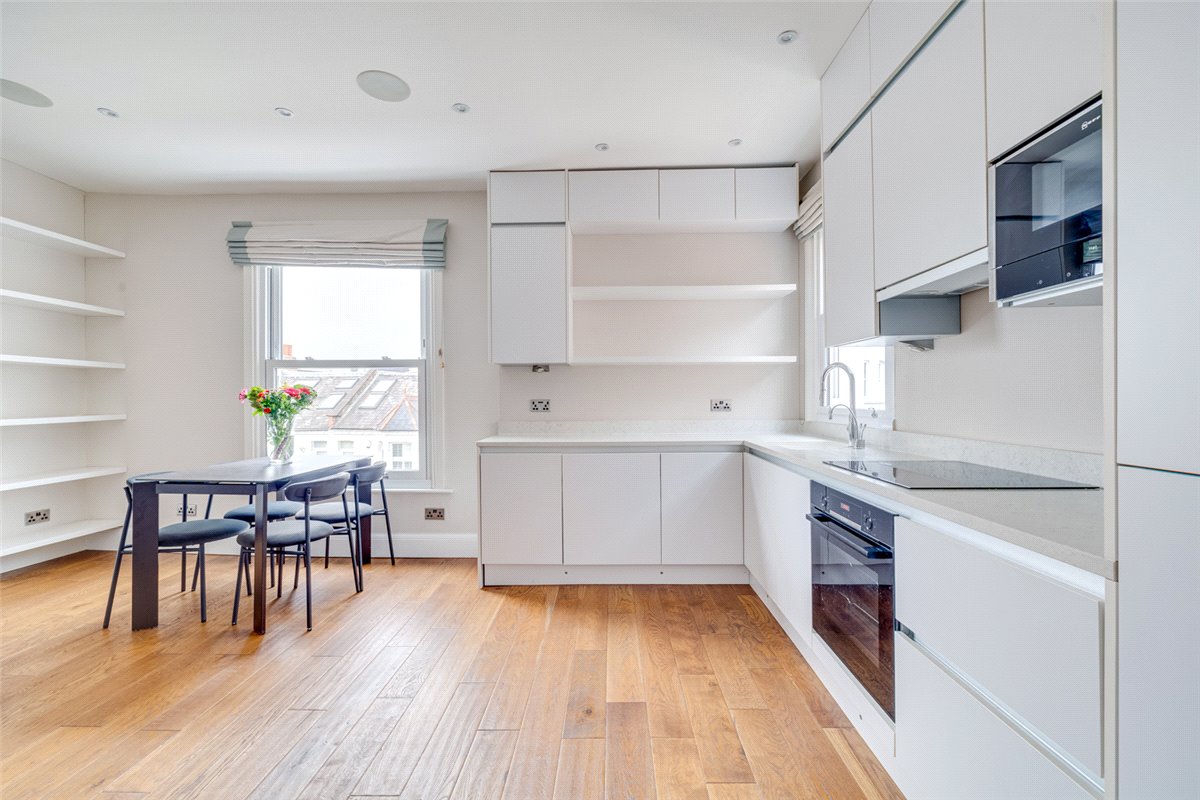 2 bedroom Flat, Whittingstall Road, London, SW6 - Let Agreed, Image 2
