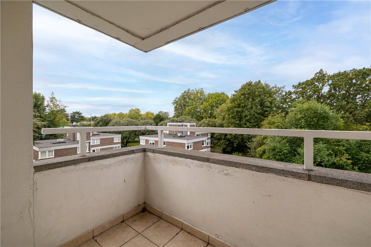 2 bedroom Flat, Somerset Road, London, SW19 - Available, Image 2