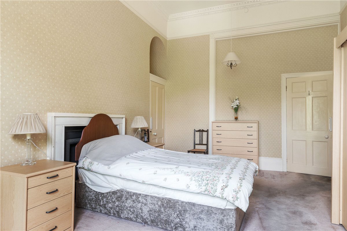 2 bedroom Flat, Great Pulteney Street, Bath, BA2 - Sold, Image 3