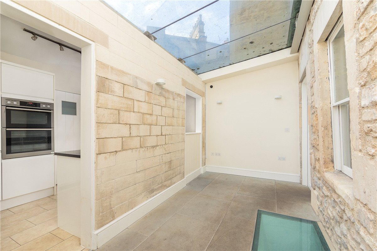 3 bedroom House, Beauford Square, Bath, BA1 - Sold, Image 6