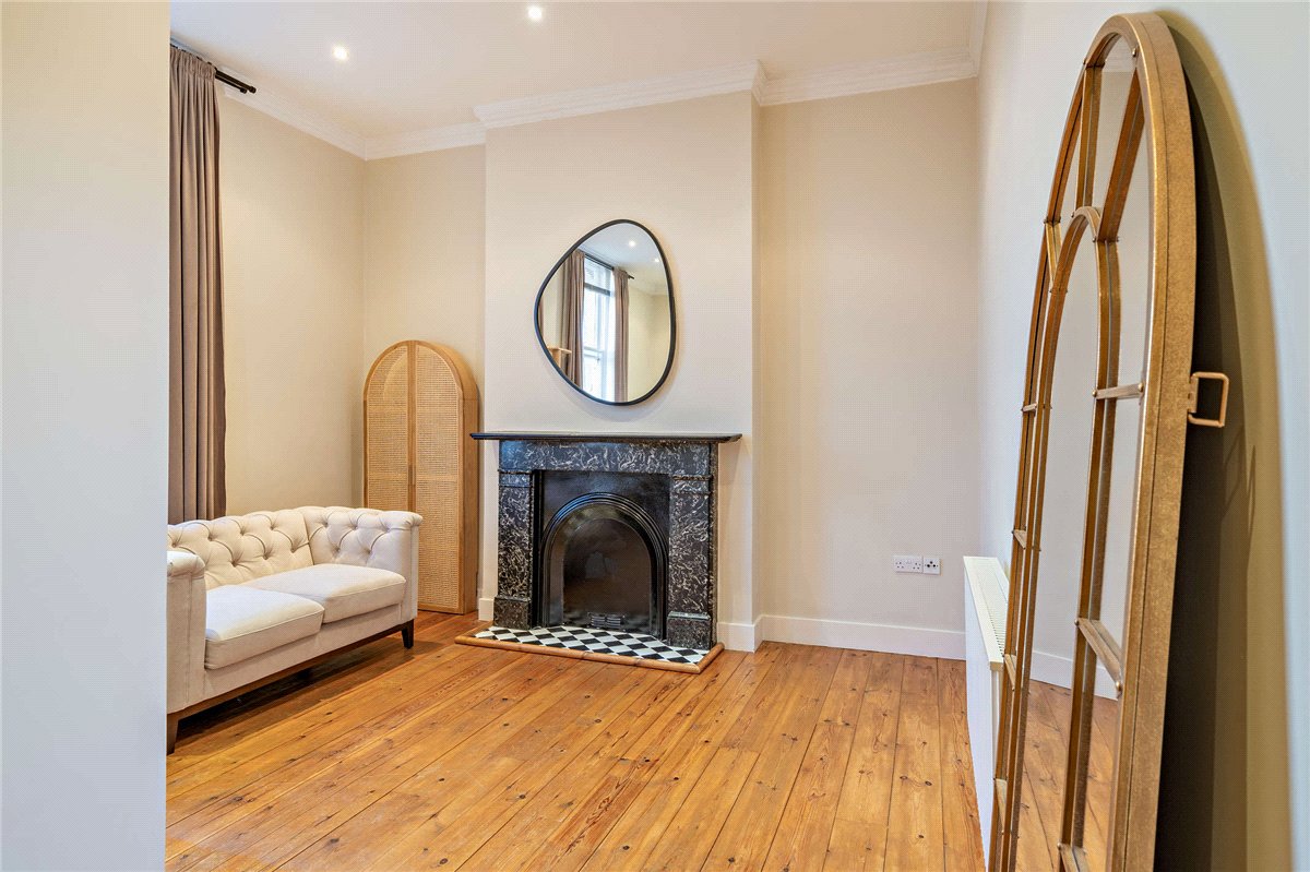 2 bedroom Flat, Craven Road, Newbury, RG14 - Available, Image 9