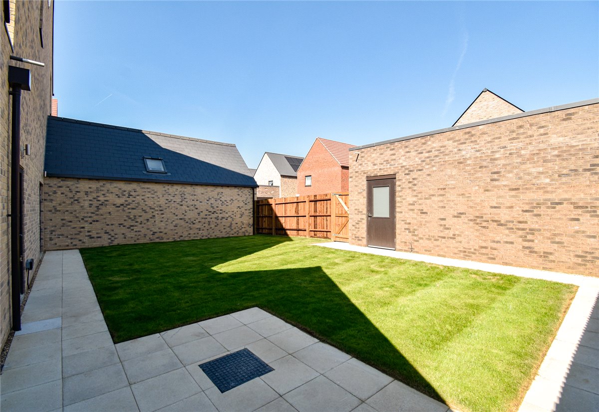 4 bedroom House, Gregory Park North, Cambridge, CB5 - , Image 7