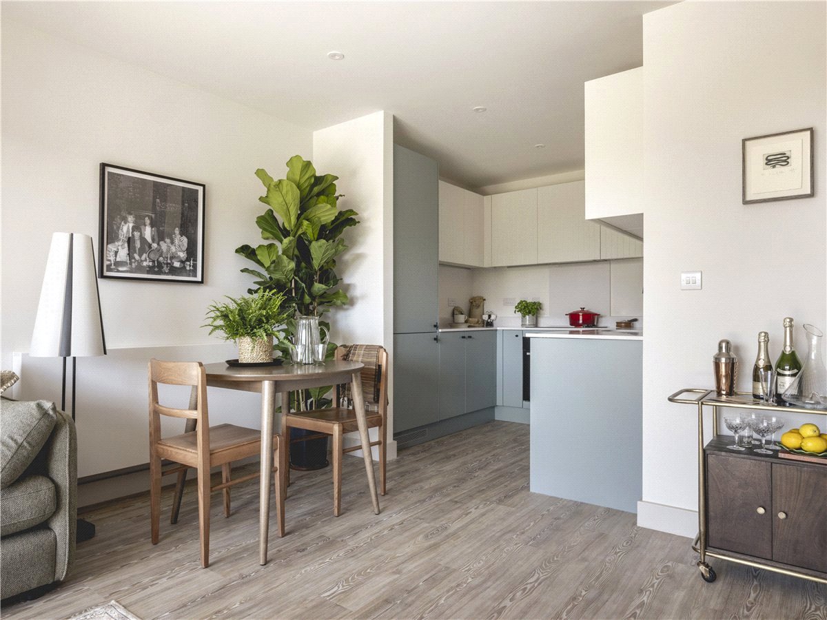 1 bedroom Flat, Dobb Way, Cambridge, CB3 - Available, Image 4