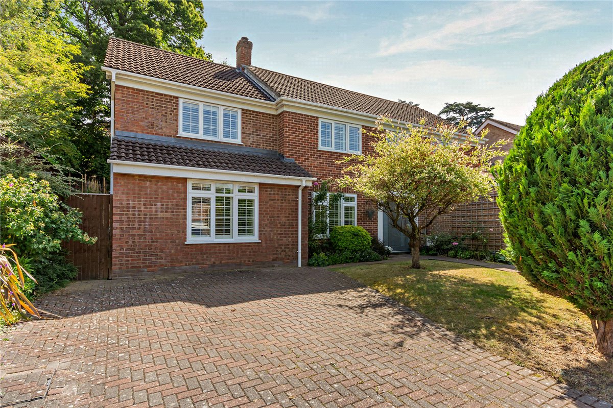 4 bedroom House, Normay Rise, Newbury, RG14 - Available, Image 1